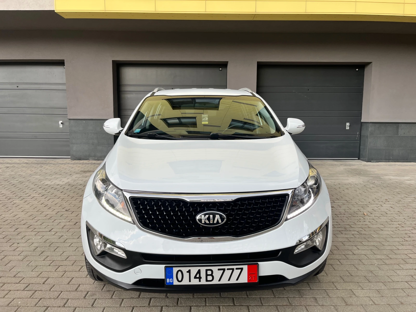Kia Sportage 1.7CRDI Facelift= Топ Състояние!!!, снимка 2 - Автомобили и джипове - 55064811