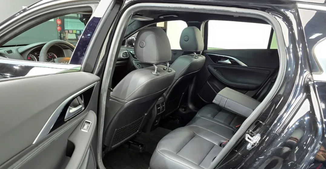 Infiniti QX30 Essential 2.0 ������ 4x4 | Mobile.bg � ����������� 10