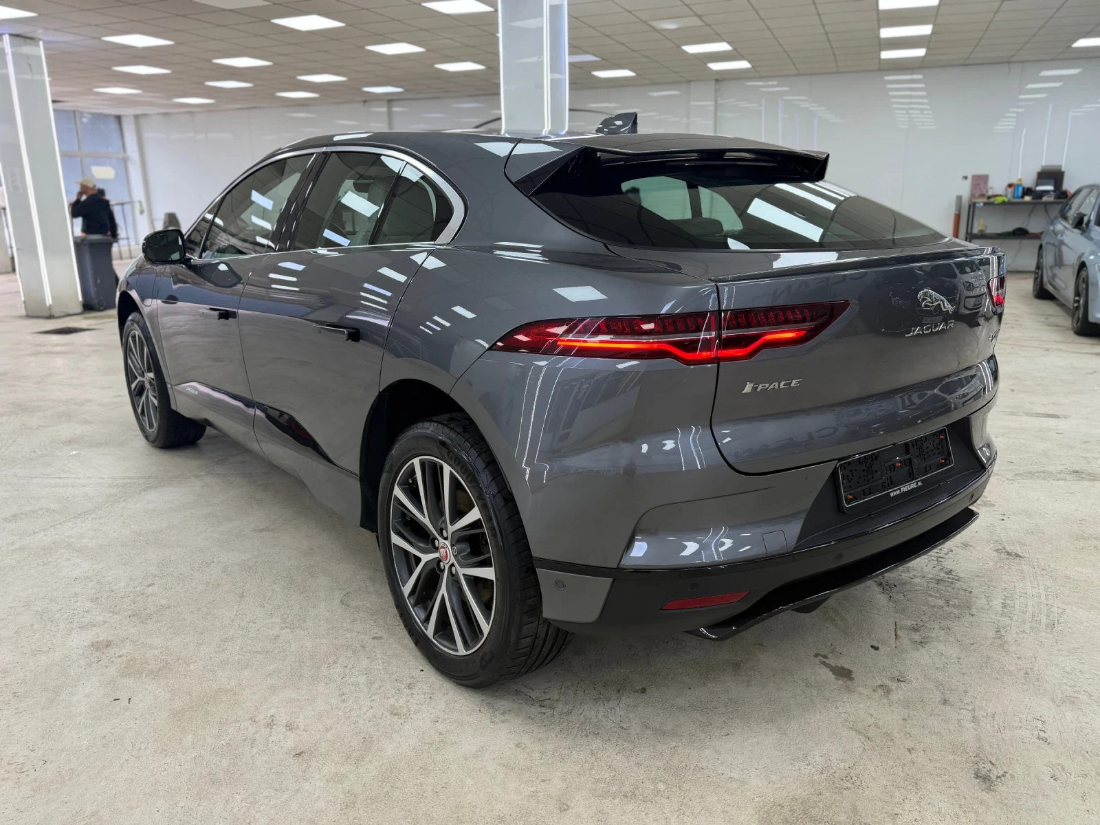 Jaguar I-Pace S AWD / 400 к.с. / 360  / Панорама / Meridian, снимка 4 - Автомобили и джипове - 55441167