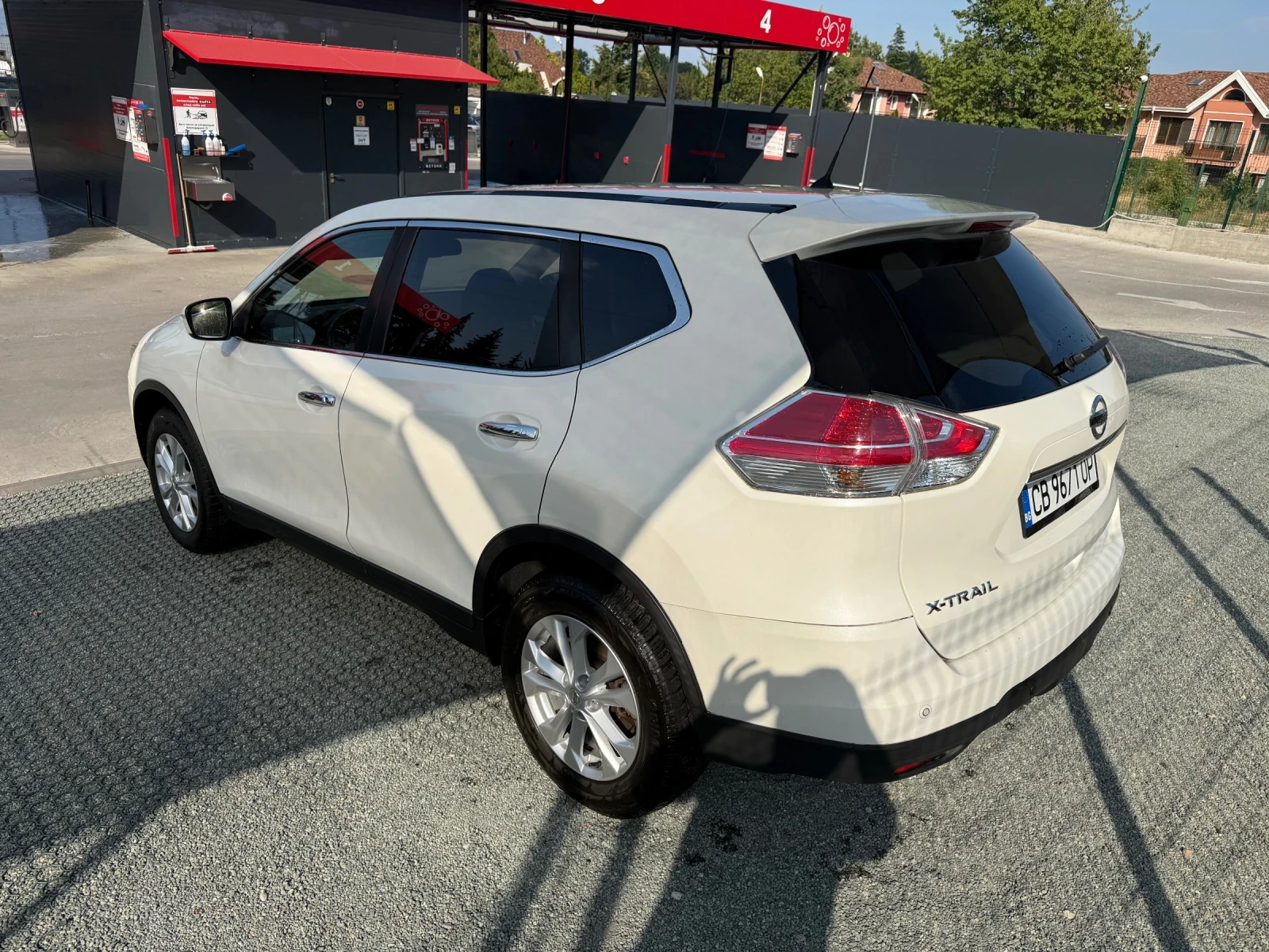 Nissan X-trail Обслужен/ Tekkna 1.6 DCI, снимка 5 - Автомобили и джипове - 55753414