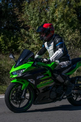 Kawasaki Ninja 400 ABS A2, снимка 1