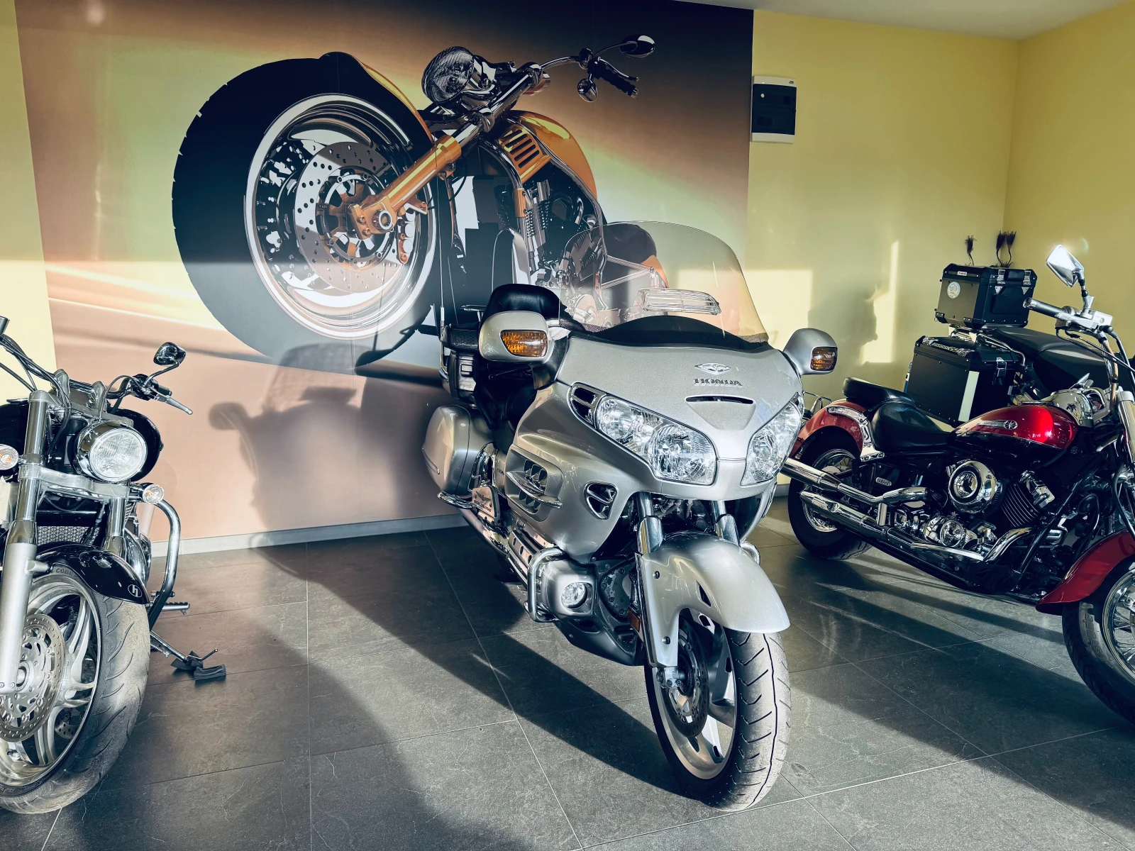 Honda Gold Wing      | Mobile.bg   1