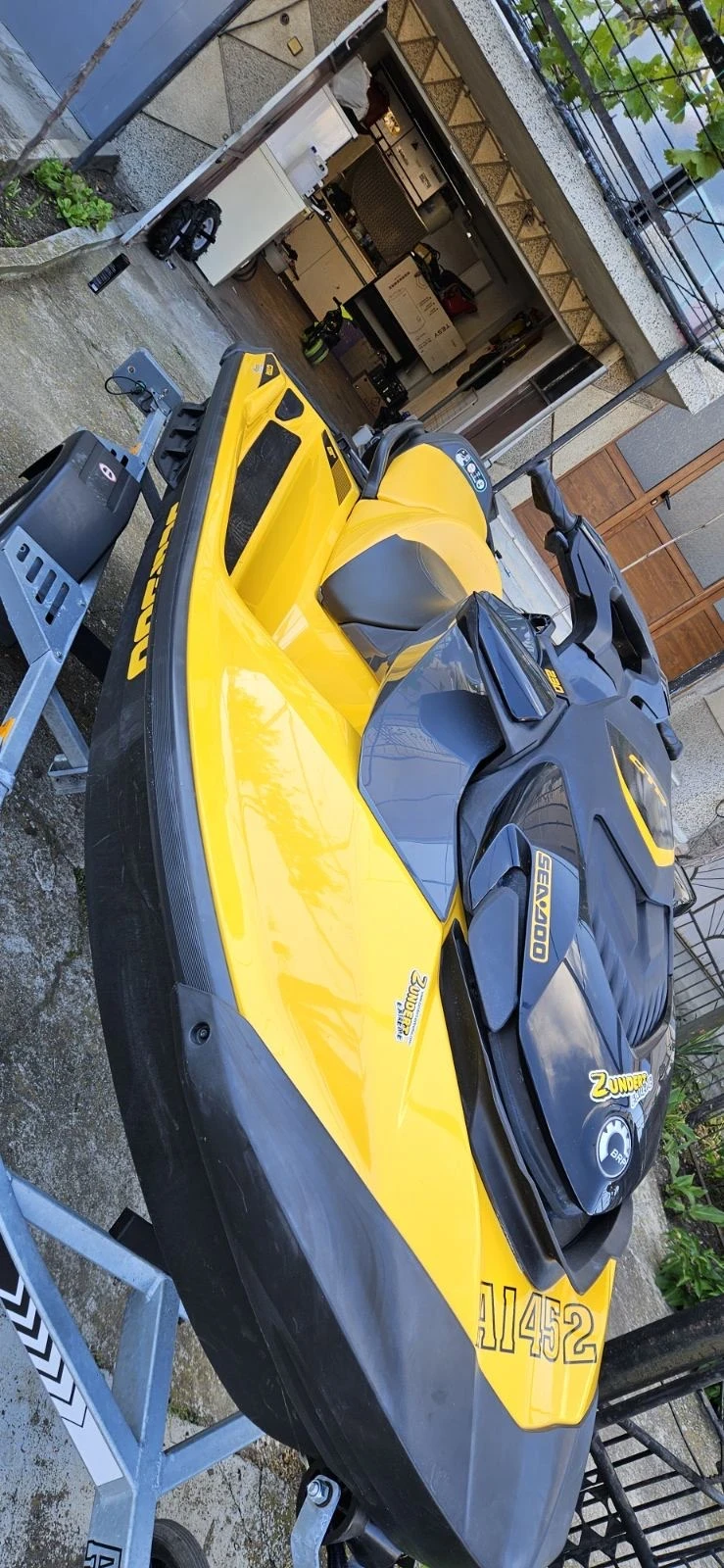Джет Bombardier Sea Doo GTRYellow 230 - изображение 3
