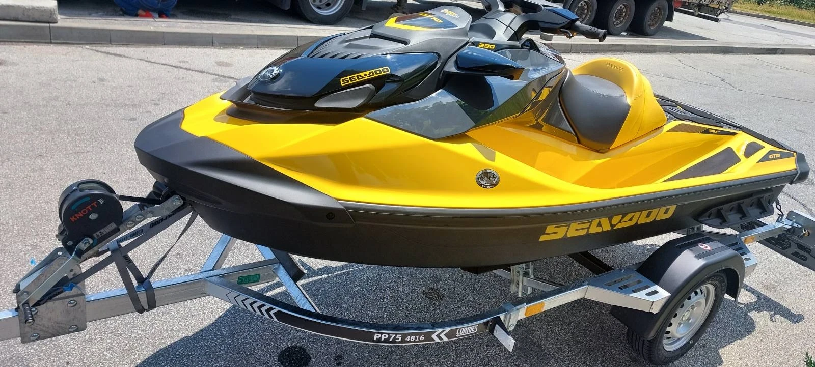 Джет Bombardier Sea Doo GTRYellow 230 - изображение 7