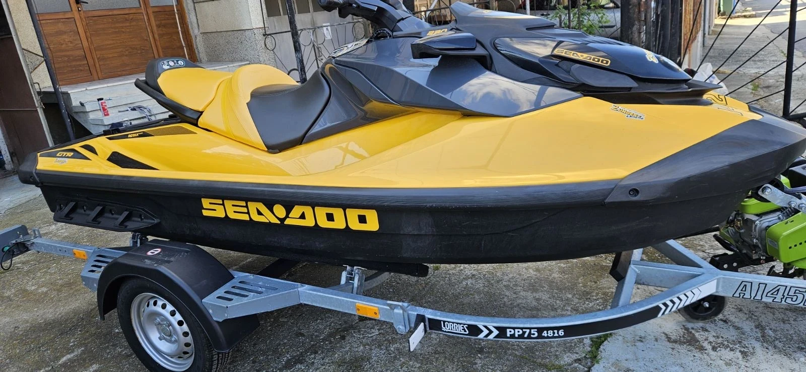 Джет Bombardier Sea Doo GTRYellow 230 - изображение 7