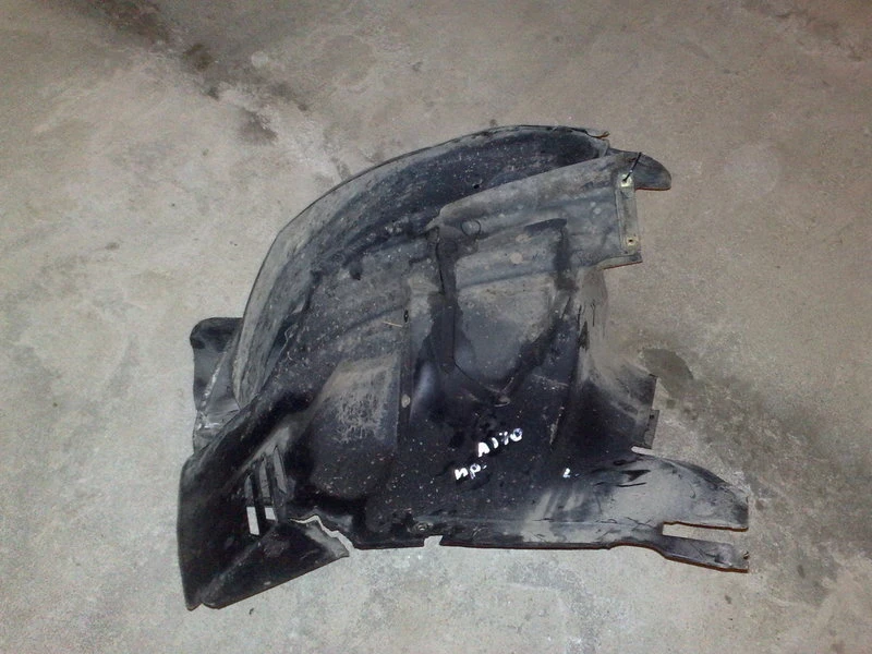 Подкалник за Мерцедес А класа (преден ляв)