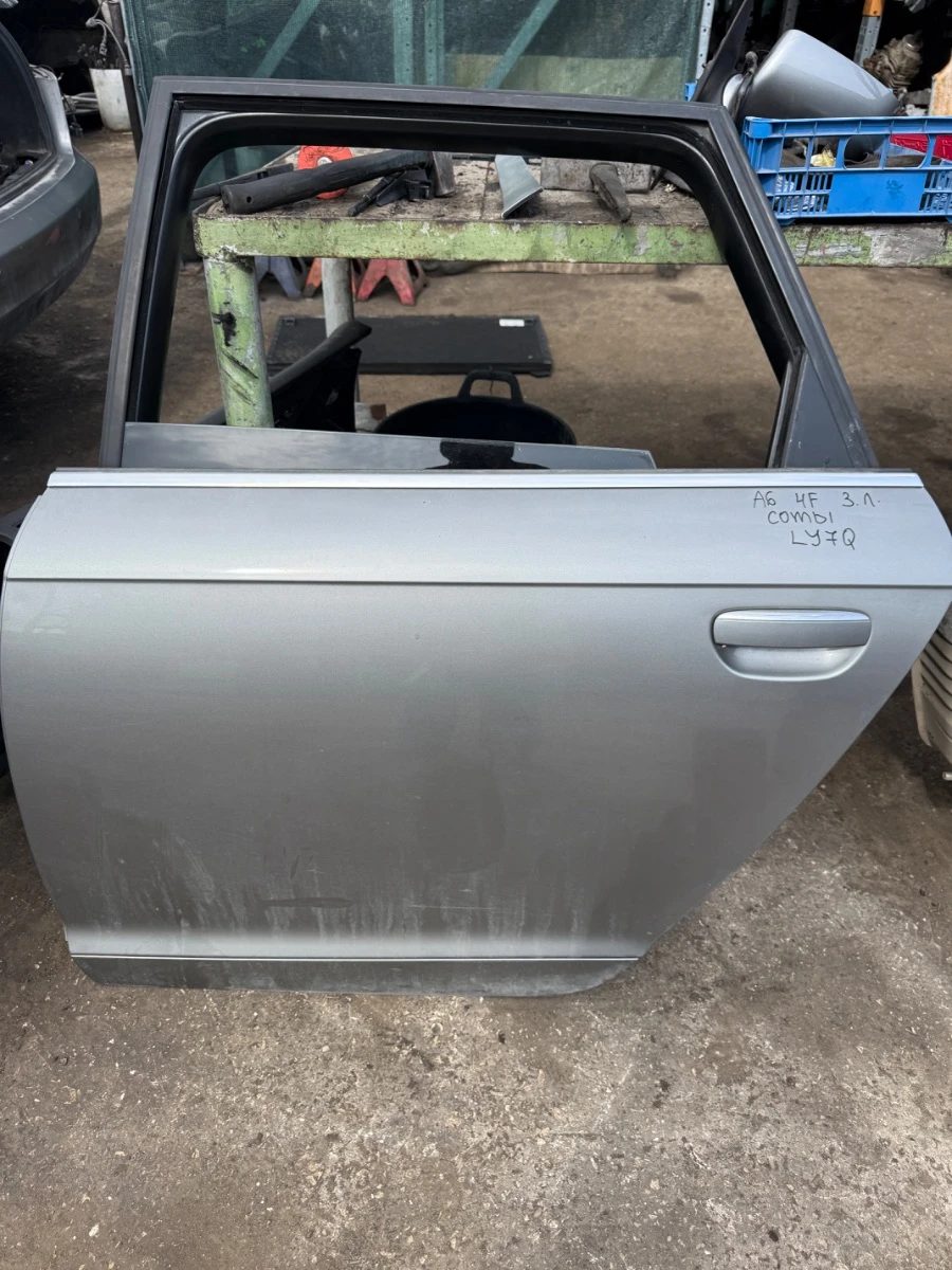 Задна лява врата за Audi A6 4F комби LY7Q 371-371