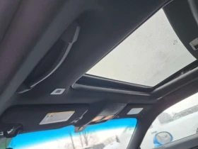 Dodge Challenger 3.6L SXT * PANORAMA* * CARFAX * , снимка 12