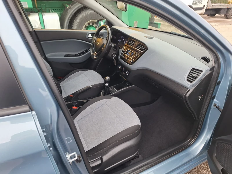 Hyundai I20 1.2 i 84ks EU6 ... 161 000km, снимка 14 - Автомобили и джипове - 49230085