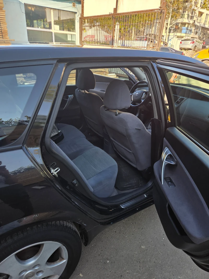 Nissan Primera, снимка 10 - Автомобили и джипове - 52659154