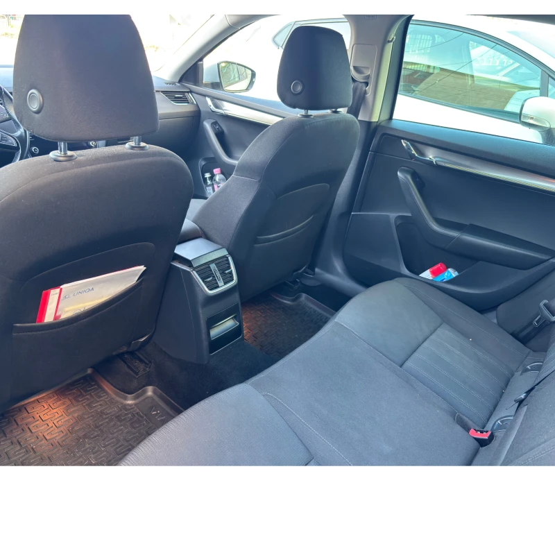 Skoda Octavia FL LED Vision DSG 1.0 TSI Първи собственик, снимка 8 - Автомобили и джипове - 52657399