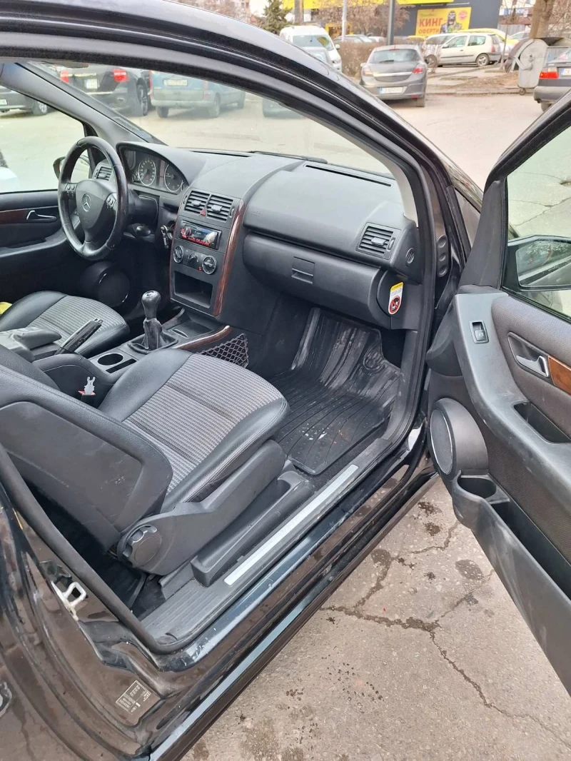 Mercedes-Benz A 160, снимка 5 - Автомобили и джипове - 52596105