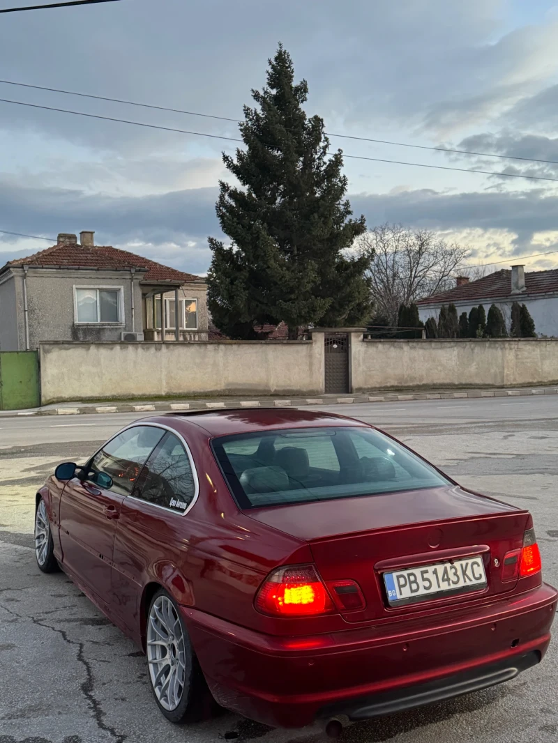 BMW 330, снимка 8 - Автомобили и джипове - 53036626