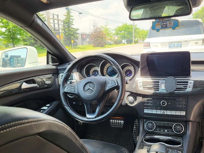 Mercedes-Benz CLS 55 * CARFAX* АВТОФИНАНСИРАНЕ* БЕЗ ПЪРВОНАЧАЛНА ВНОСКА - изображение 6