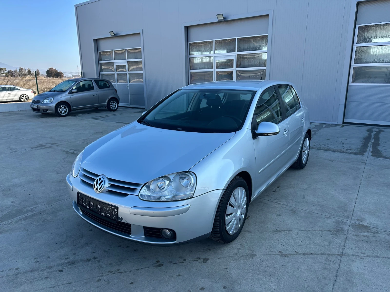 VW Golf 1.6i* 102ks. - [1] 