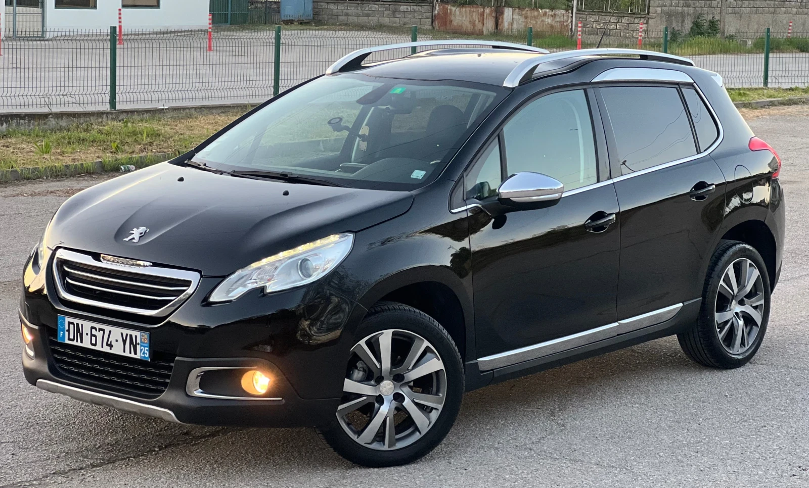 Peugeot 2008 1.6 HDI LED NAVI - изображение 2