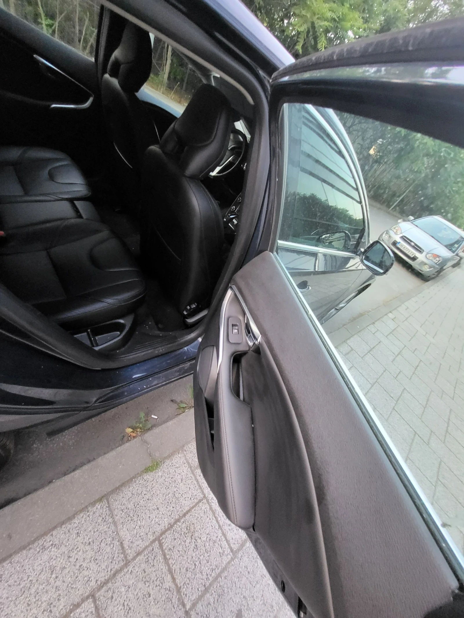 Volvo V40  - изображение 10