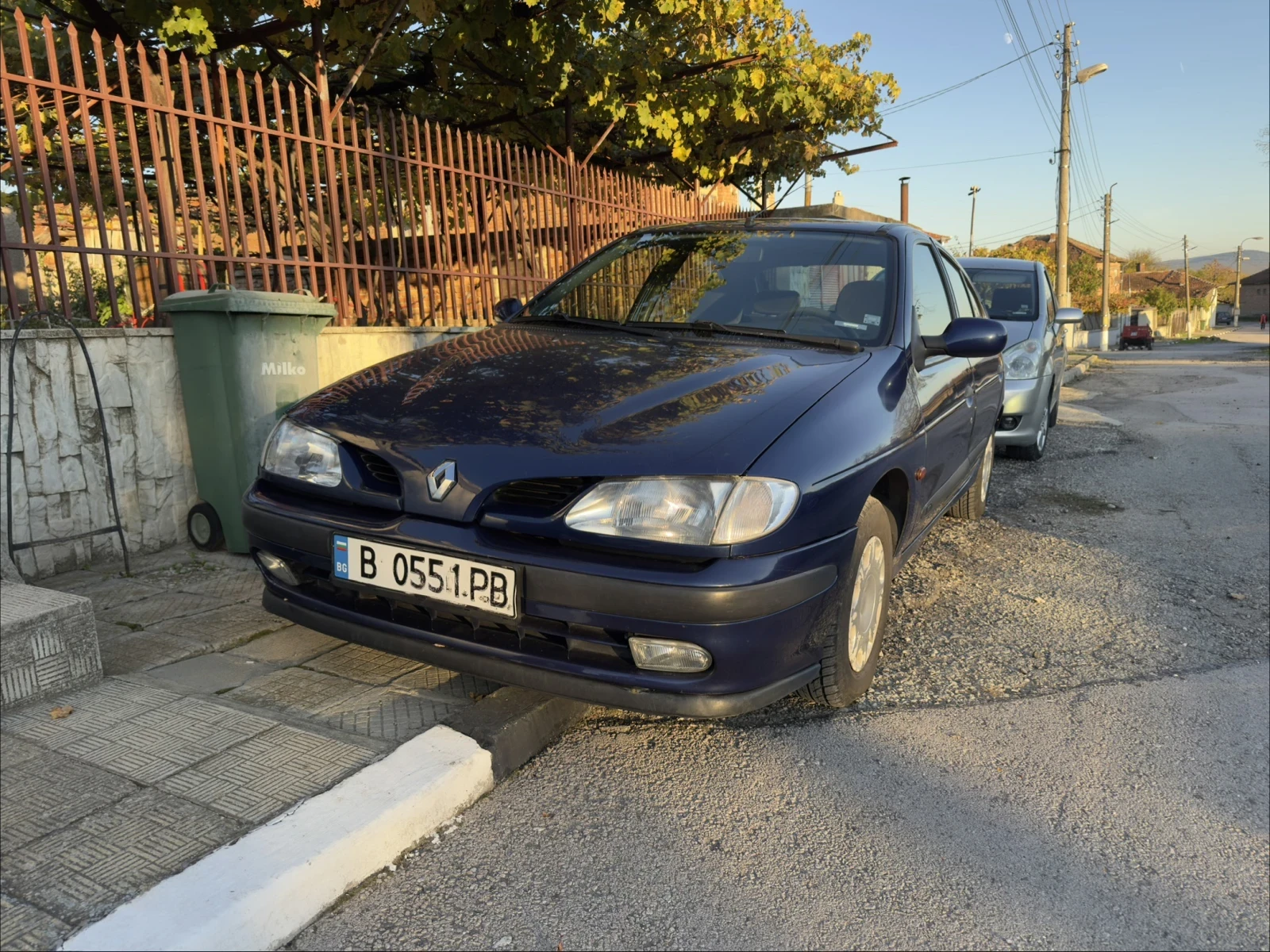 Renault Megane 1.6  | Mobile.bg   2