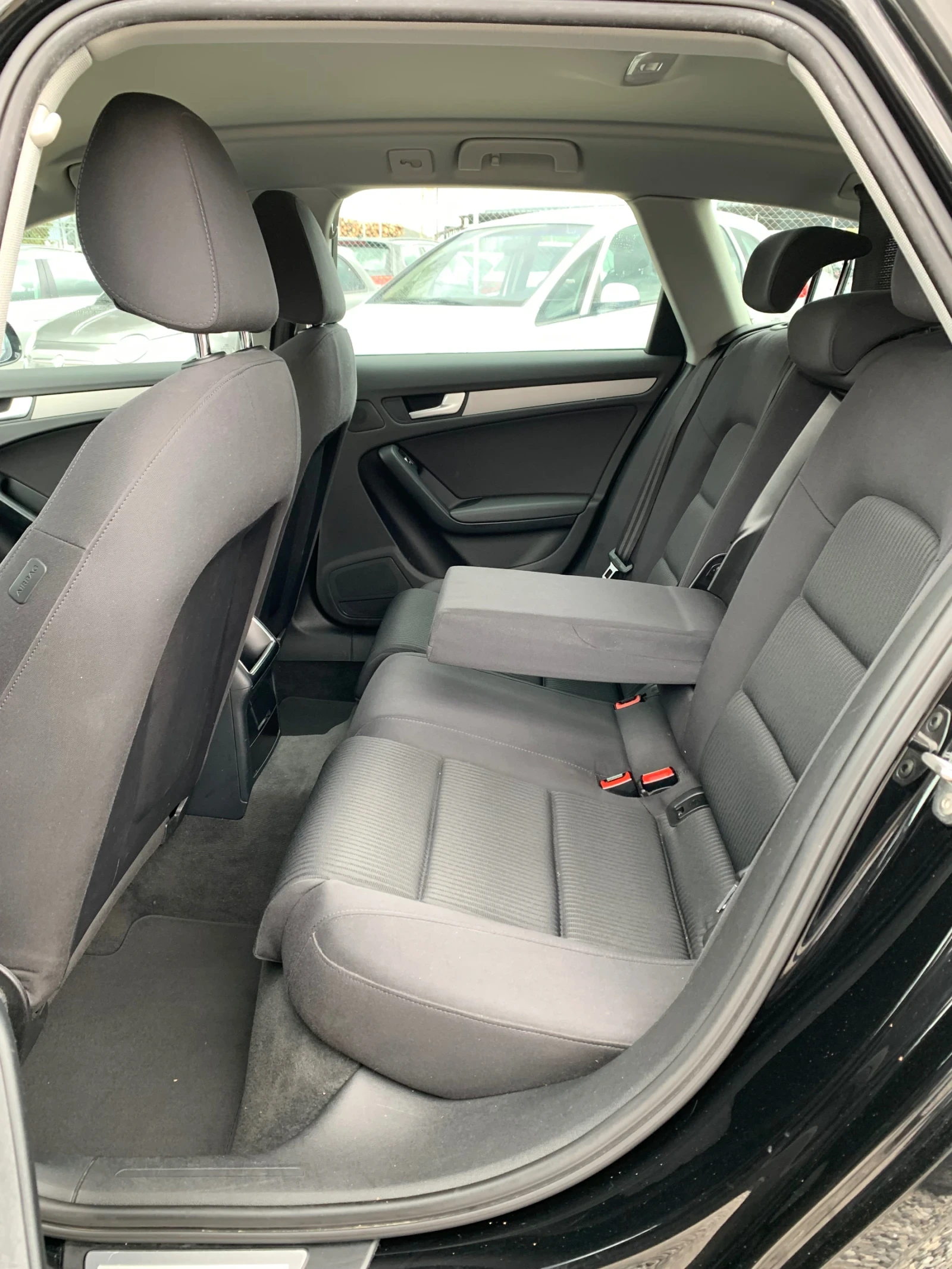 Audi A4 2.0TDI - изображение 6