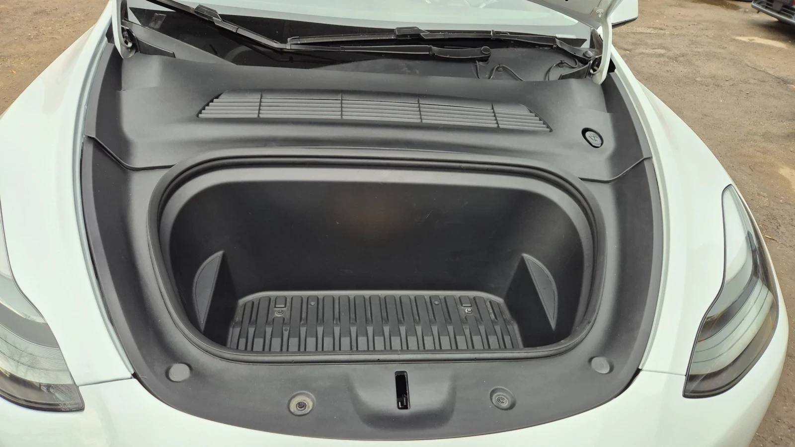 Tesla Model Y AWD PERFORMANCE 2024 | Mobile.bg   17