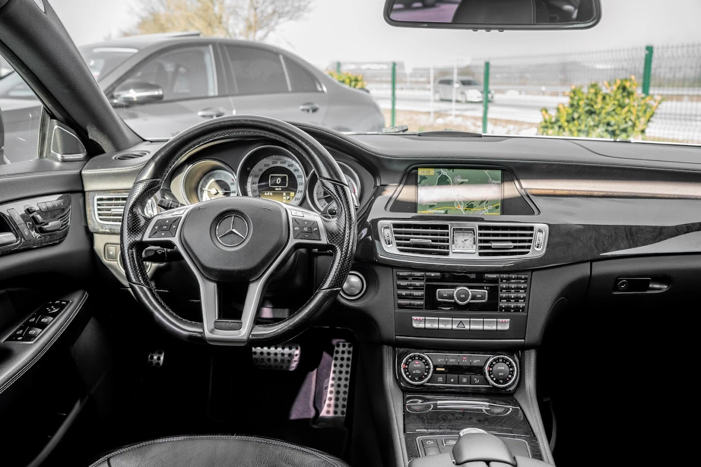 Mercedes-Benz CLS 350 FULL !!* 4MATIC* AMG* DISTRONIC* SHADOW LINE | Mobile.bg � ����������� 11