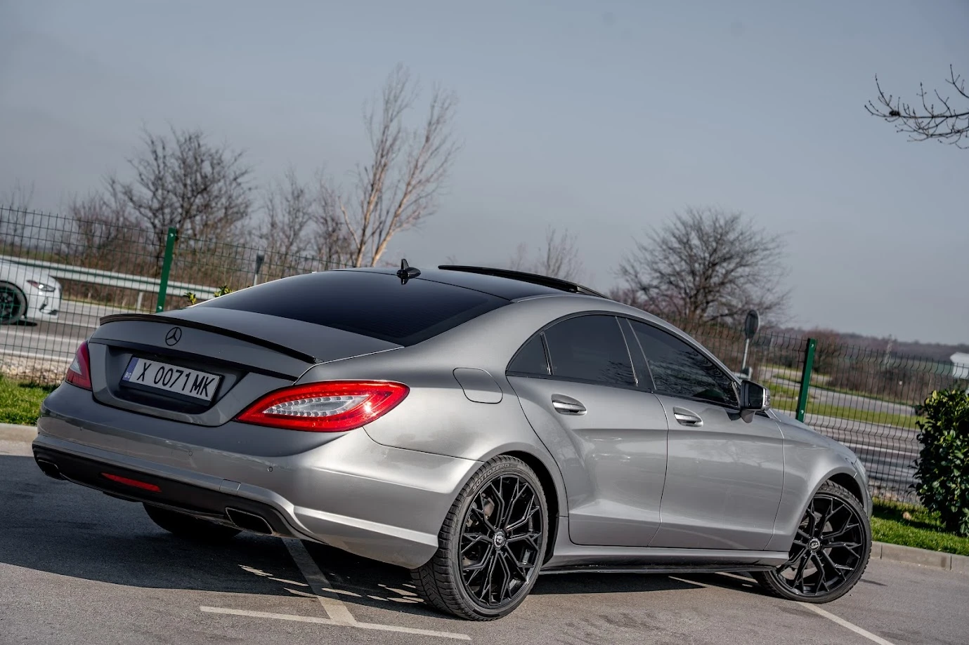 Mercedes-Benz CLS 350 FULL !!* 4MATIC* AMG* DISTRONIC* SHADOW LINE - изображение 3