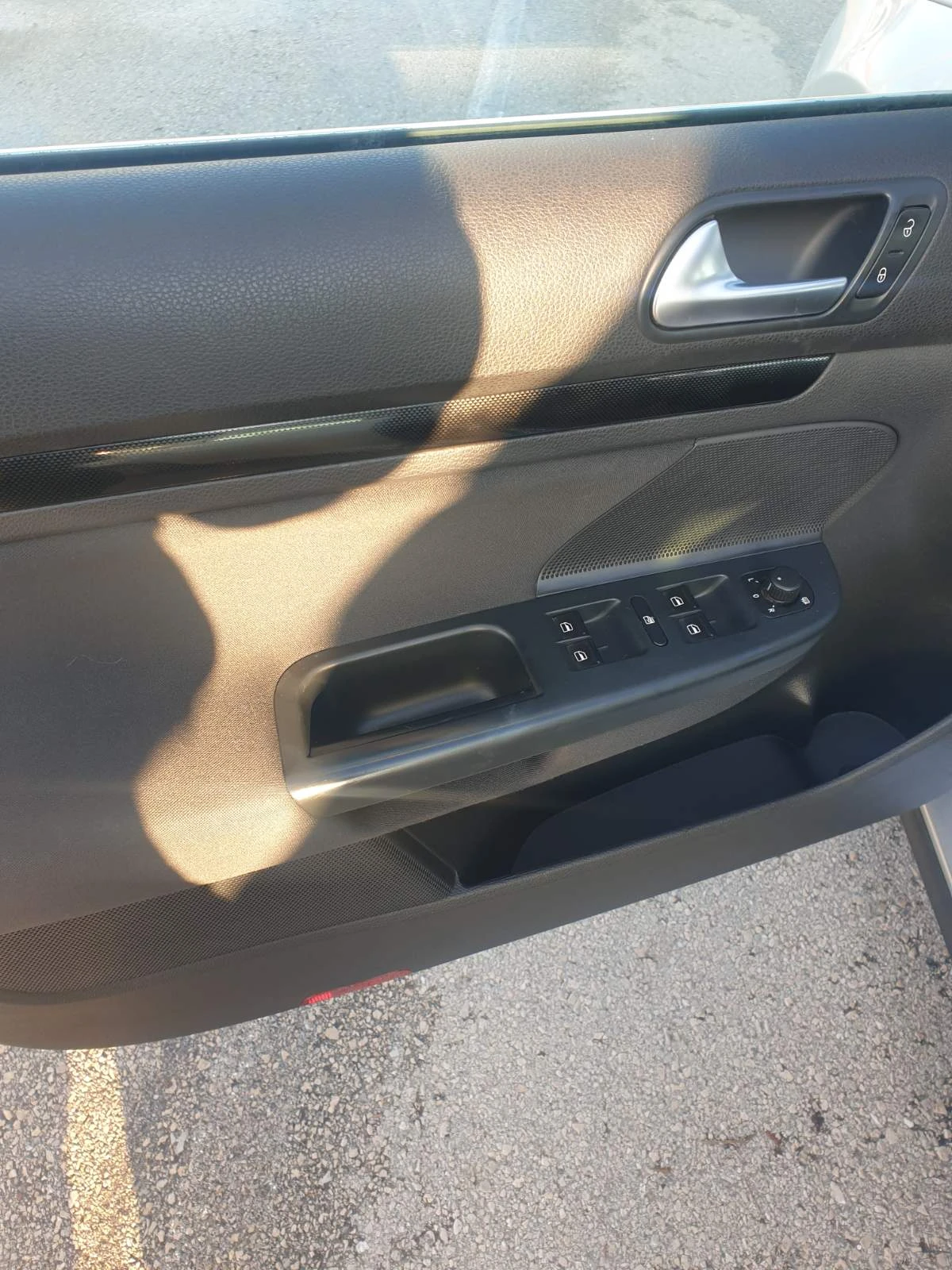 VW Golf 1.6 | Mobile.bg � ����������� 9