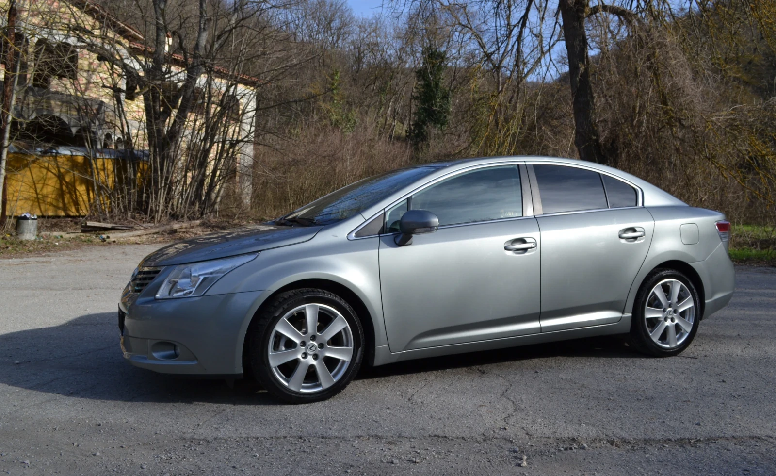 Toyota Avensis 1.8 147, снимка 6 - Автомобили и джипове - 53818563