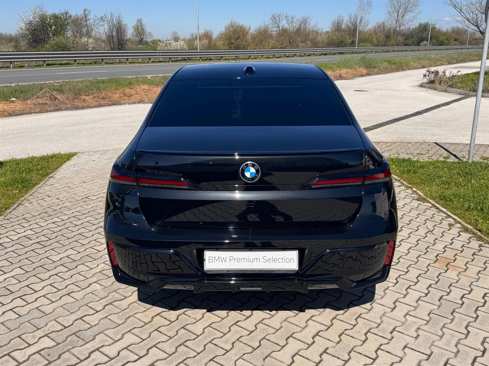 BMW 740 xDrive Sedan | Mobile.bg � ����������� 9