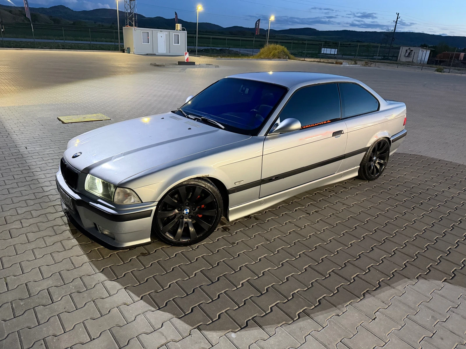 BMW 318 1.8IS
