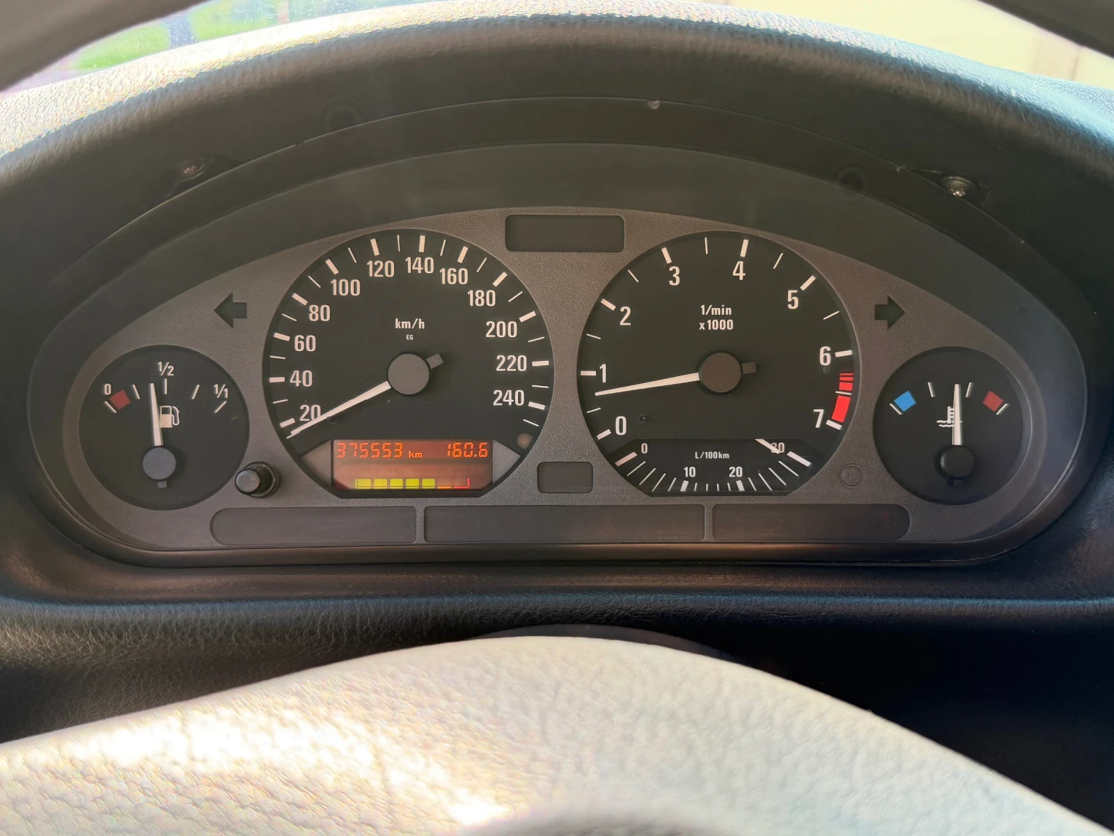 BMW 318 1.8IS, снимка 12 - Автомобили и джипове - 54248721