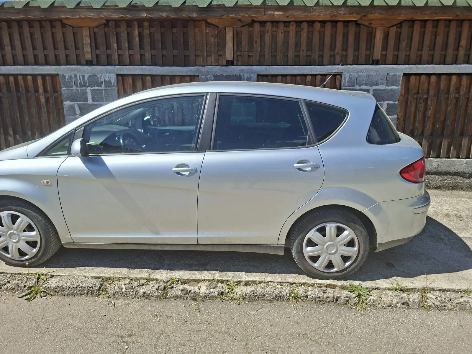 Seat Toledo 3, снимка 2 - Автомобили и джипове - 54332716