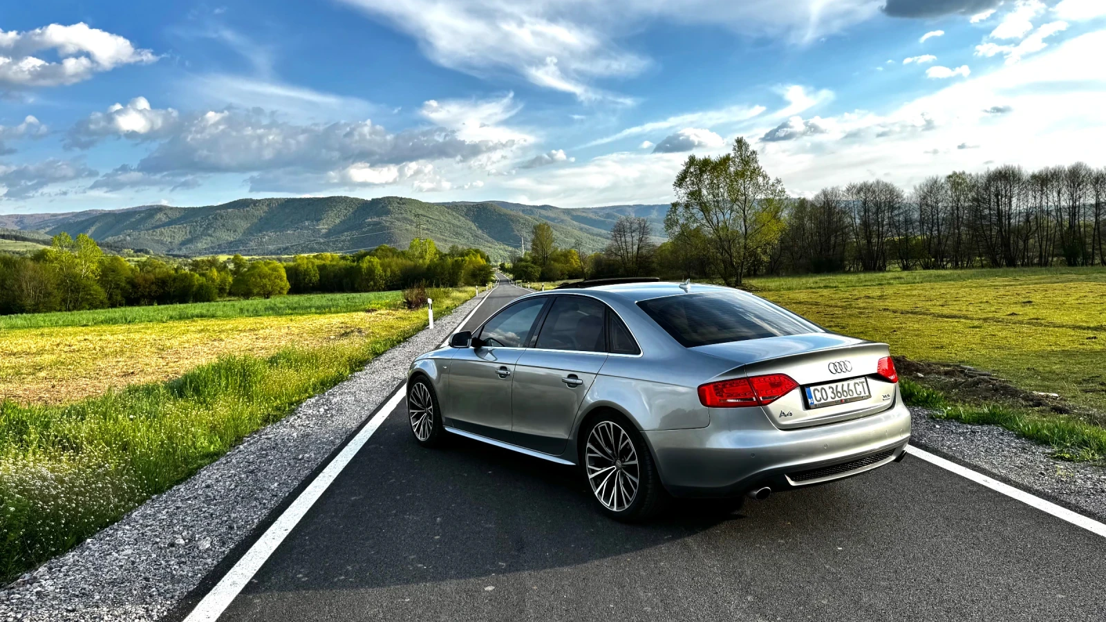 Audi A4 B8 3.0TDI 239к.с./Quattro/S-line/автомат/CarPlay/, снимка 5 - Автомобили и джипове - 54445080