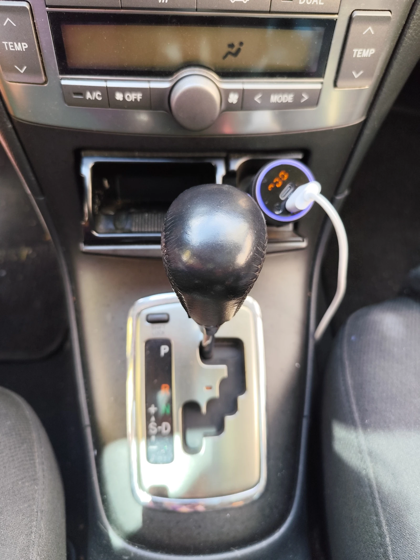 Toyota Avensis | Mobile.bg � ����������� 8