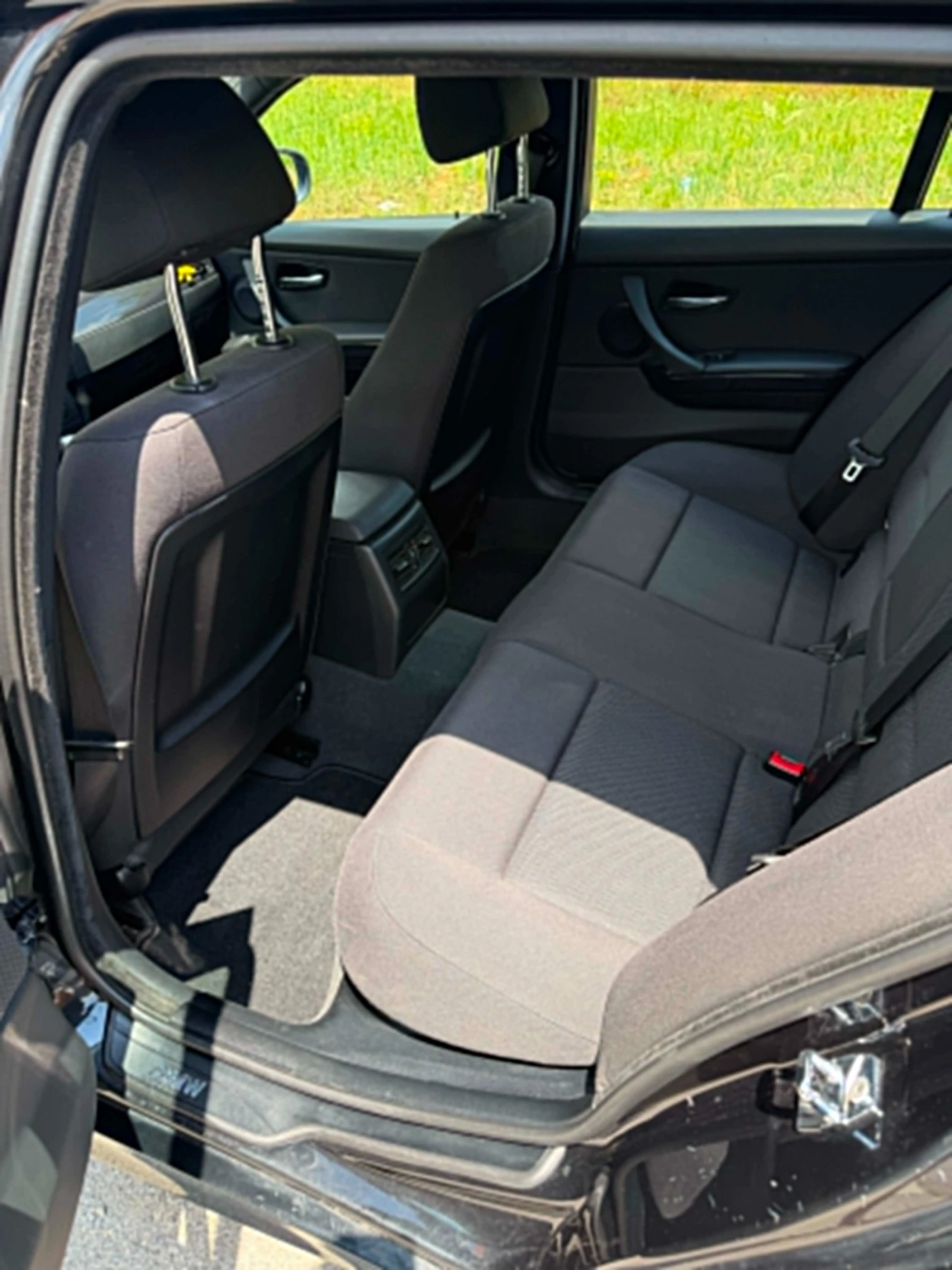 BMW 320, снимка 8 - Автомобили и джипове - 54874686