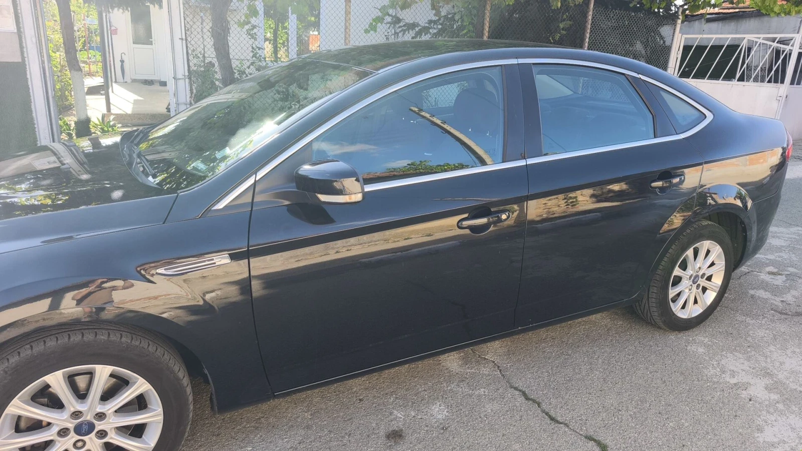 Ford Mondeo 1.6 ecoboost , снимка 5 - Автомобили и джипове - 54922572