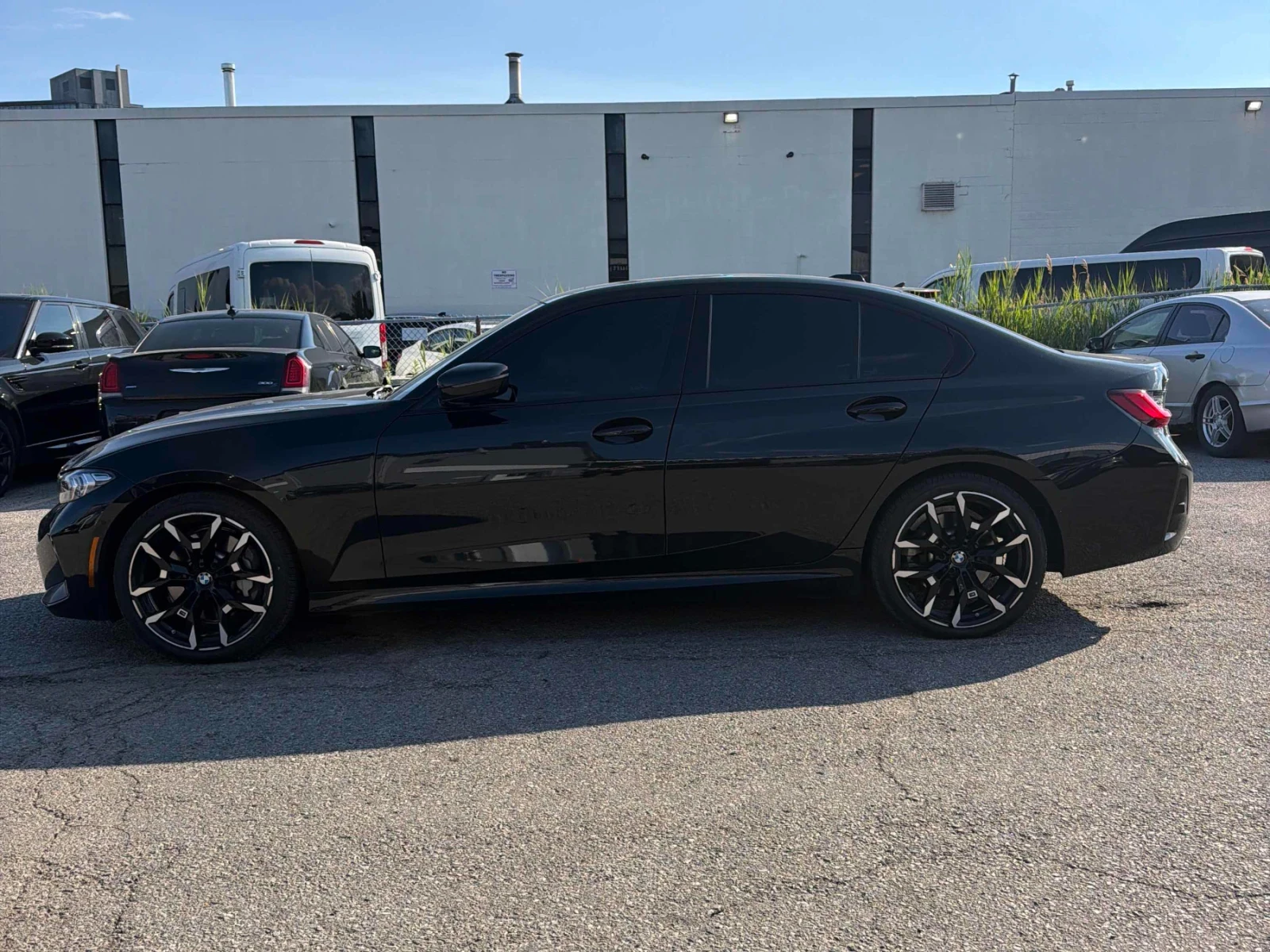 BMW 330 XDRIVE* HARMAN KARDON* KEYLESS* ПОДГРЕВ* CARFAX , снимка 3 - Автомобили и джипове - 55050657