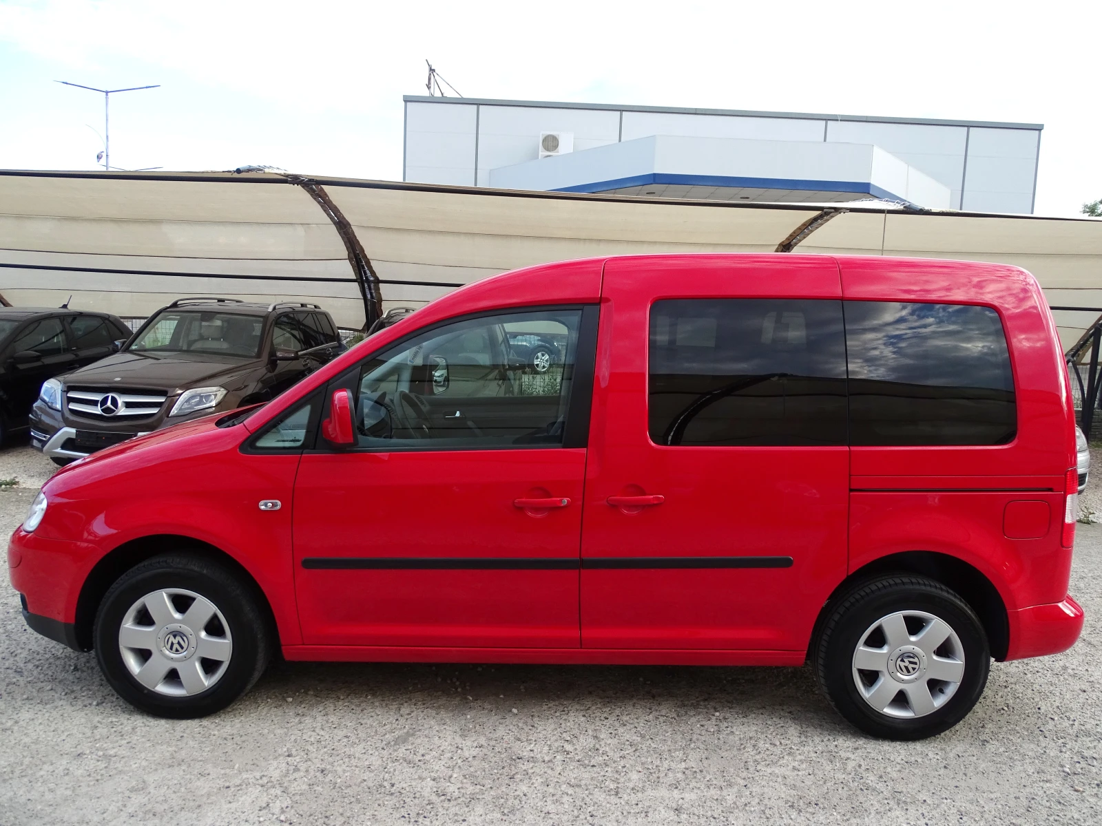 VW Caddy 1.6i_102 Kоня_2011г_LIFE_* , снимка 5 - Автомобили и джипове - 55197838