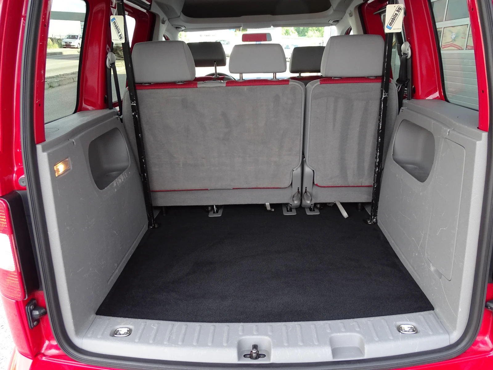 VW Caddy 1.6i_102 Kоня_2011г_LIFE_* , снимка 16 - Автомобили и джипове - 55197838