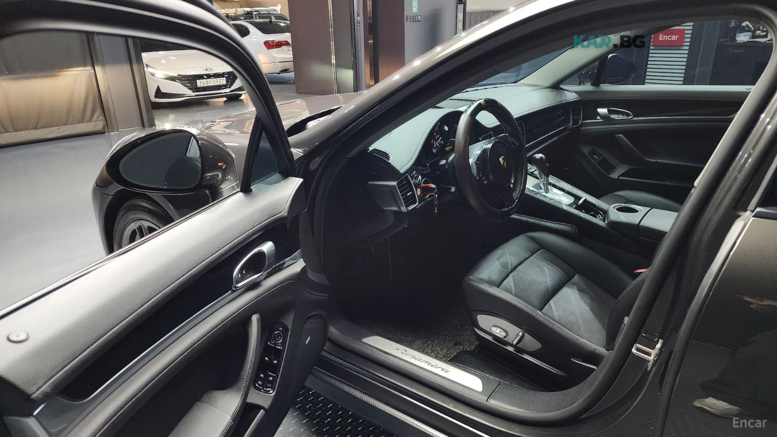 Porsche Panamera DIESEL* КОЖА* ПОДГРЕВ* ОБДУХВАНЕ* ПАНОРАМА, снимка 10 - Автомобили и джипове - 55213216