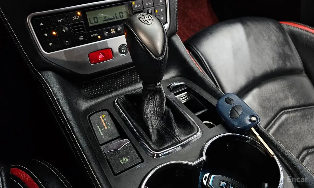 Maserati GranTurismo 4.7 V8, снимка 9 - Автомобили и джипове - 55238589