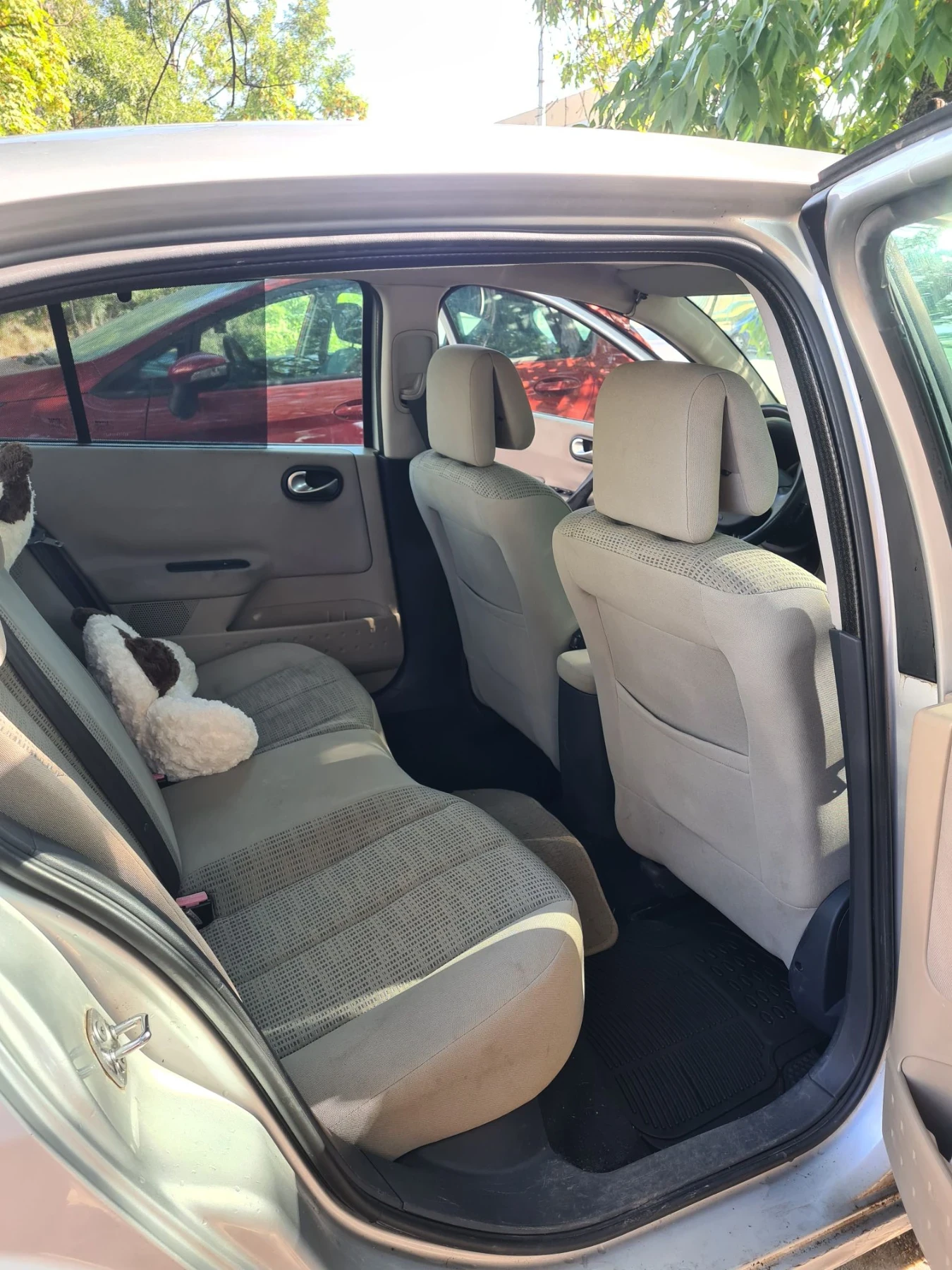 Renault Megane, снимка 8 - Автомобили и джипове - 55645513