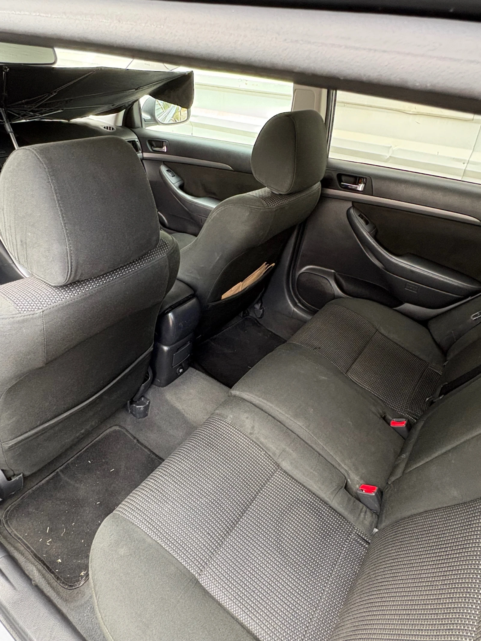 Toyota Avensis, снимка 10 - Автомобили и джипове - 55876830