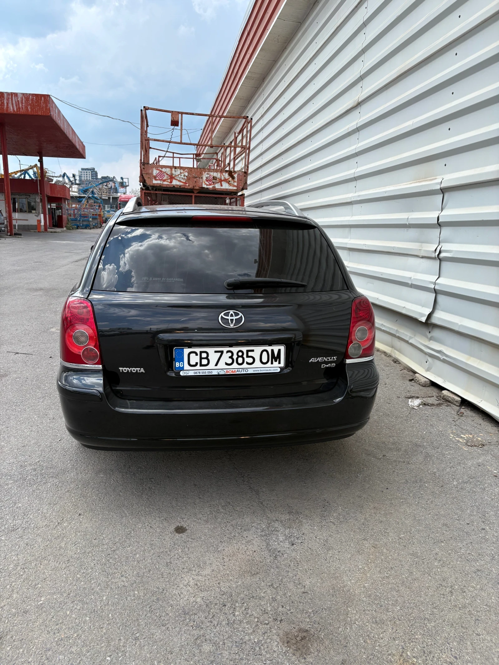 Toyota Avensis, снимка 4 - Автомобили и джипове - 55876830