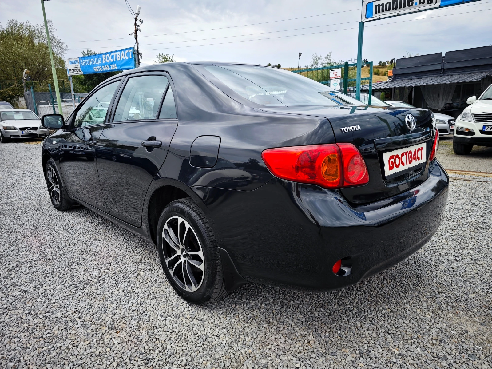 Toyota Corolla 1.4 D4D Автоматик, снимка 3 - Автомобили и джипове - 56196707