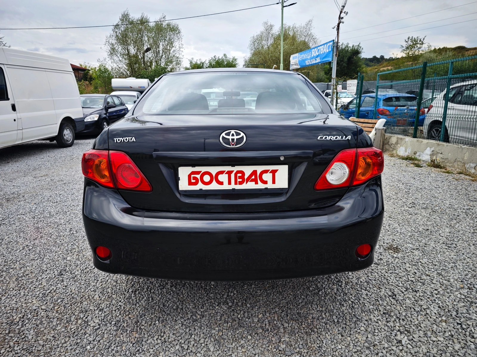 Toyota Corolla 1.4 D4D Автоматик, снимка 4 - Автомобили и джипове - 56196707
