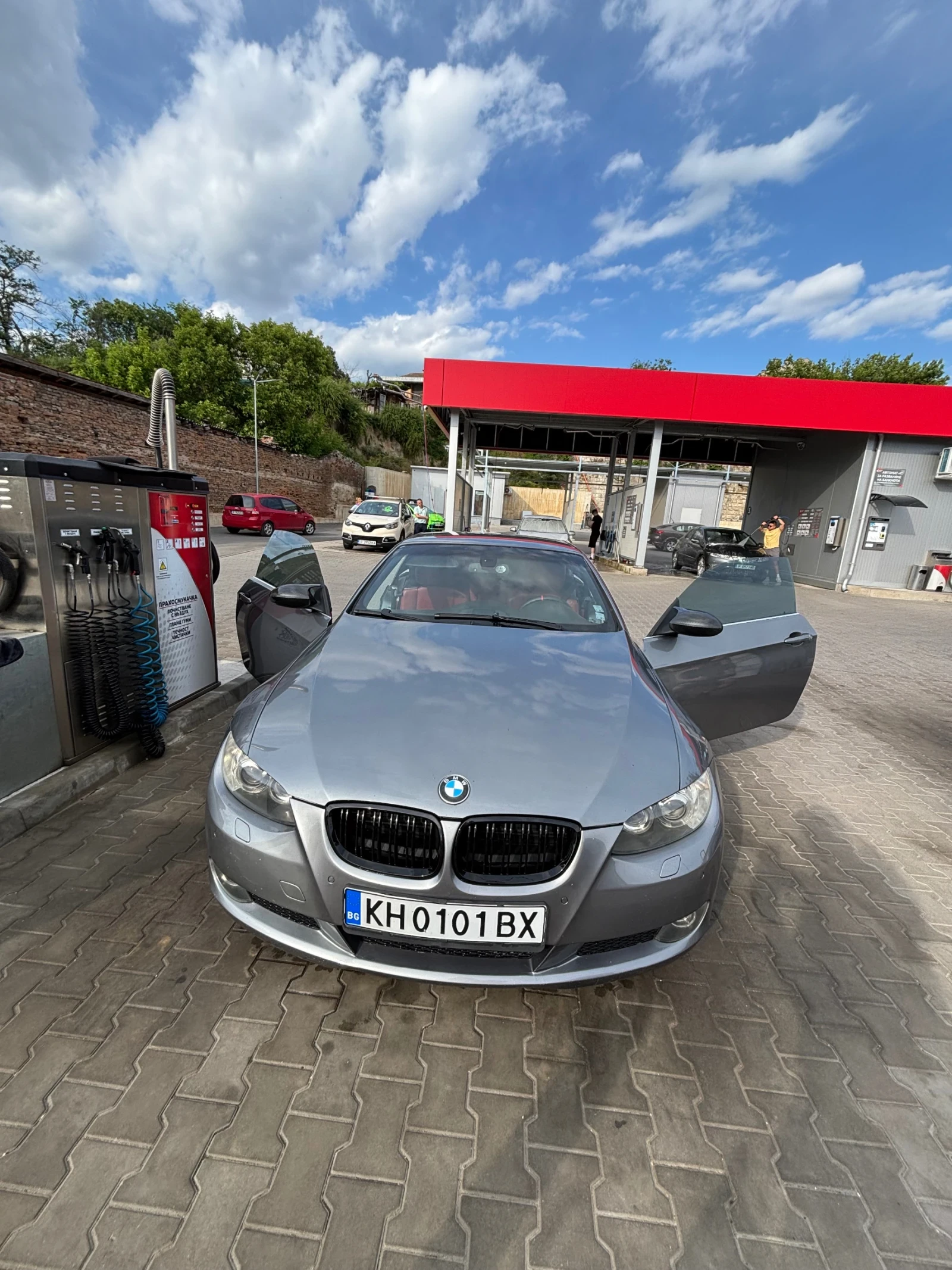 BMW 320, снимка 14 - Автомобили и джипове - 56322334