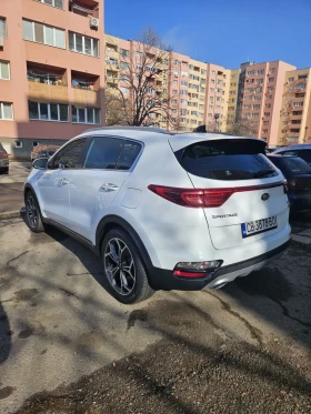 Kia Sportage 2.0 CRDI GT Line 4x4 MHEV Hibrid JBL, снимка 4