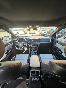 Kia Sportage 2.0 CRDI GT Line 4x4 MHEV Hibrid JBL, снимка 10