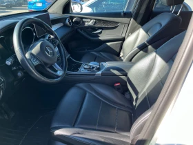 Mercedes-Benz GLC 300 * АВТО КРЕДИТ* ЦЕНА ДО БГ * СЕРВИЗНА ИСТОРИЯ *  - 33999 лв. / 17383.41 € - 42933785 6